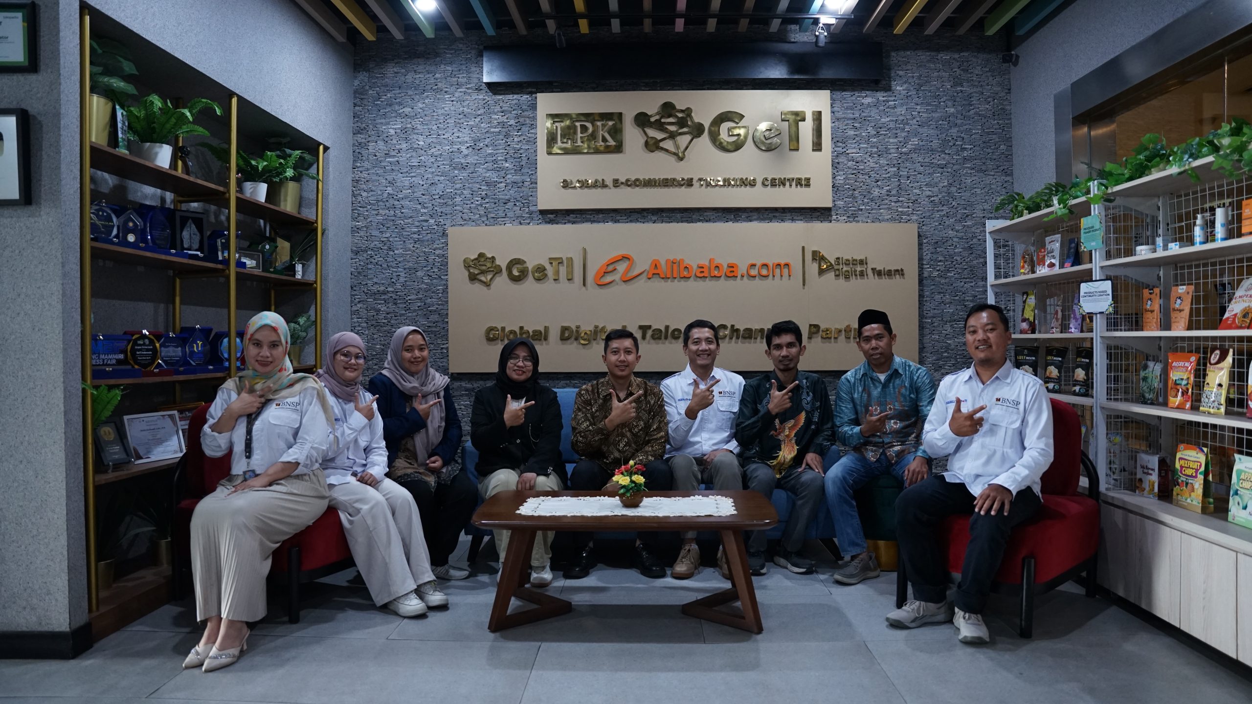 STAI Kuningan Gelar Studi Banding ke LSP GETI